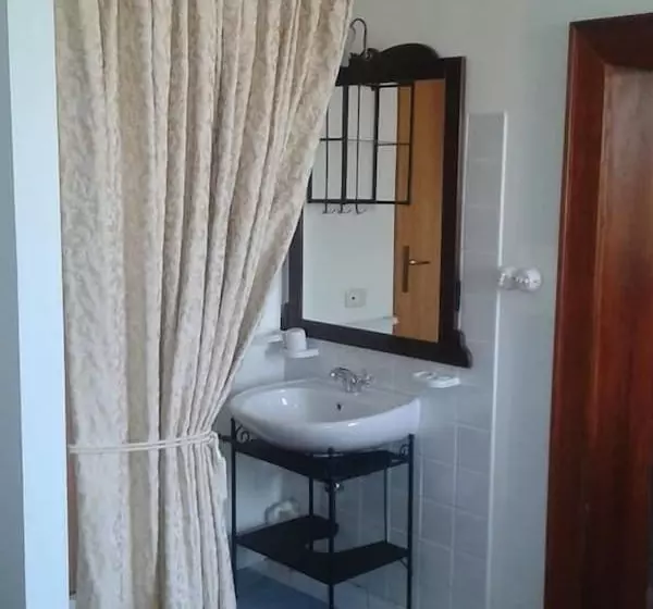 田舎風ホテル Agriturismo I Quarti