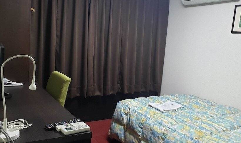 בית מלון כפרי Takamatsu Station