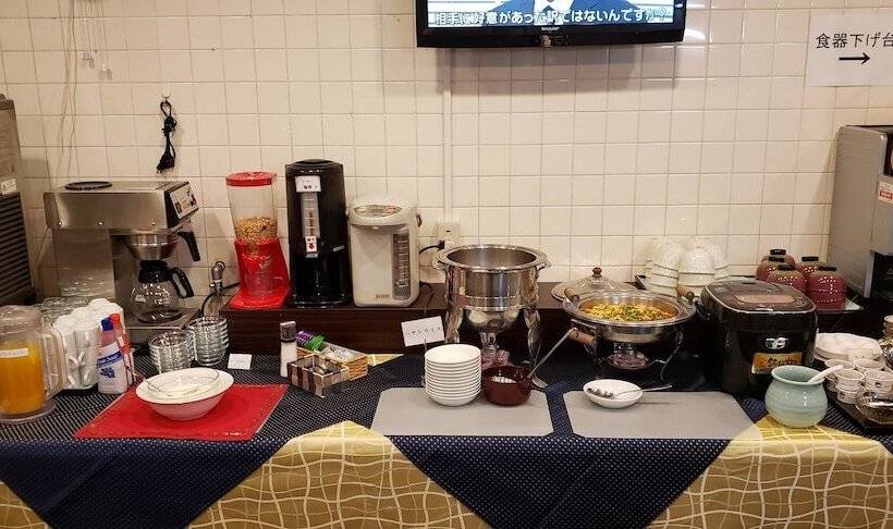 בית מלון כפרי Takamatsu Station