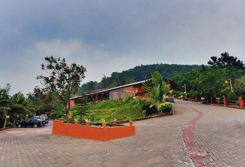 Отель The Estate Resort, Mangalore