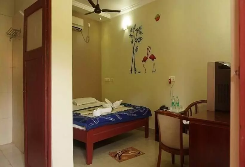 Hotelli The Sana Beach Resort