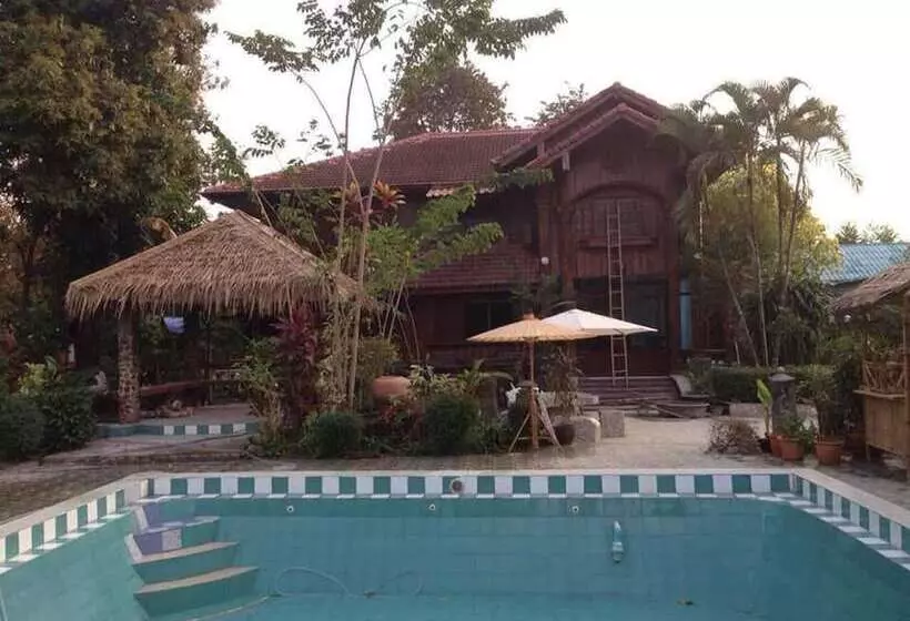 هتل Villa Aden Organic Resort Nakornnayok