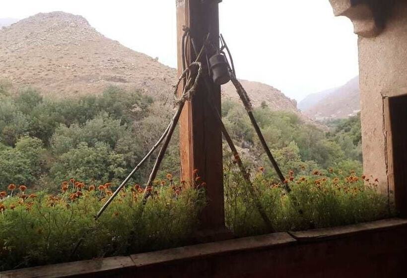 ペンション Gite D'etape Omar Himmi