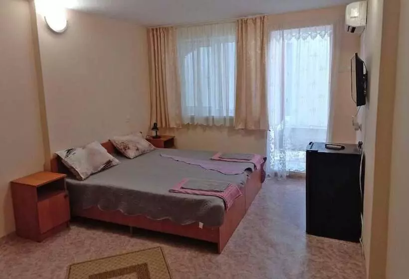 Majatalo Guest House Yuzhniy