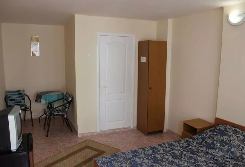 Majatalo Guest House Yuzhniy