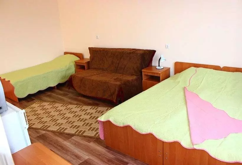 Majatalo Guest House Yuzhniy