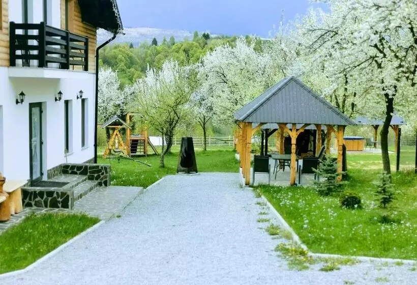 ペンション Maramures Landscape