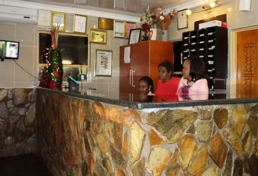 ペンション Mashamba Country House