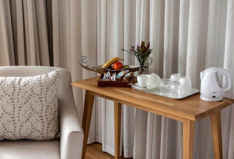 بنسيون Oceans Guest House & Luxurious Apartments