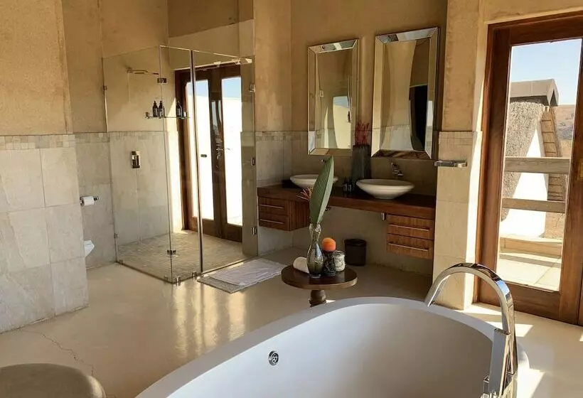 Majatalo Sibani Hills