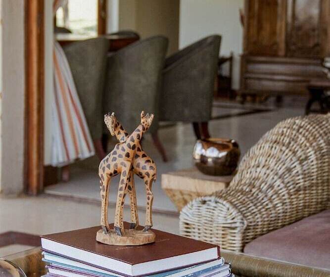 بنسيون Sibani Hills