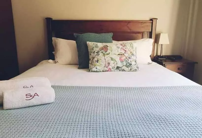 ペンション St Anna Guesthouse