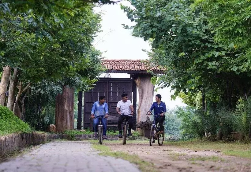 Regenta Resort Aranyaani