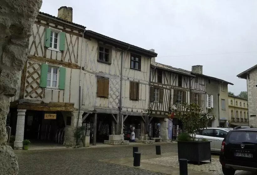 ベッドアンドブレックファースト Amour Aquitaine