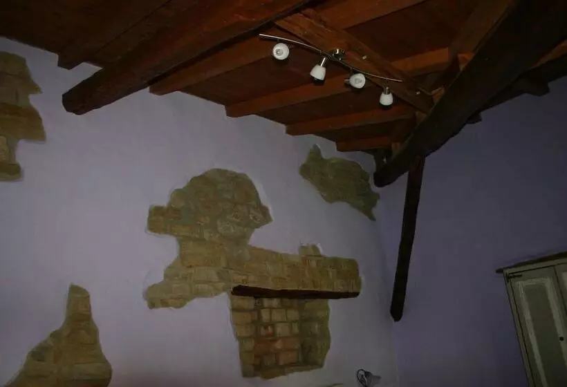 ベッドアンドブレックファースト Sa Domu De Sa Contissa