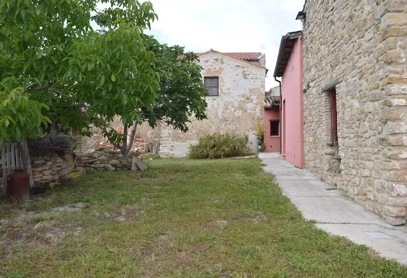 ベッドアンドブレックファースト Sa Domu De Sa Contissa