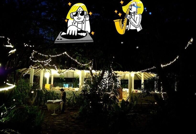 هتل Baan Huay Namrin