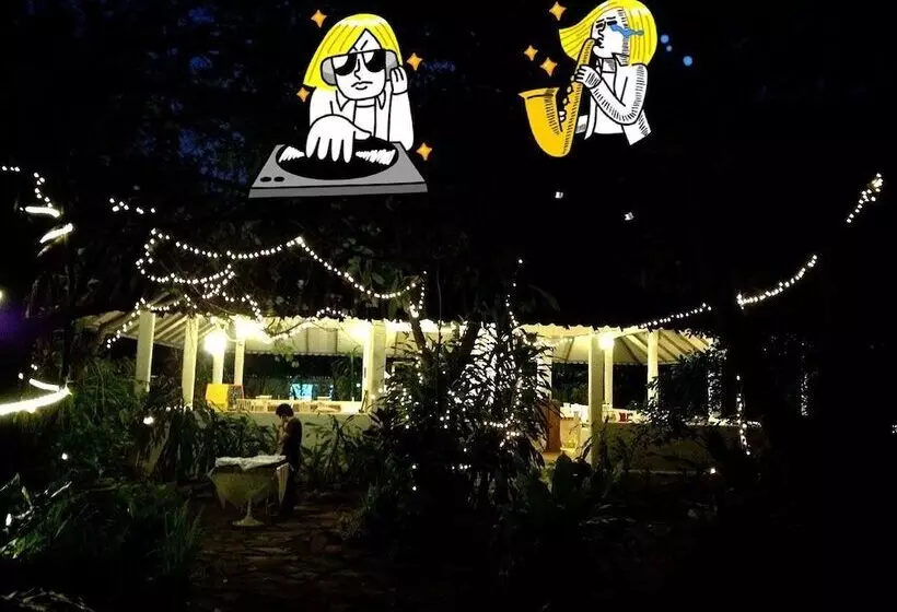 Hotelli Baan Huay Namrin