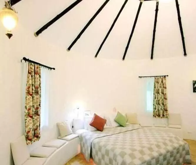 Hotelli Baan Huay Namrin