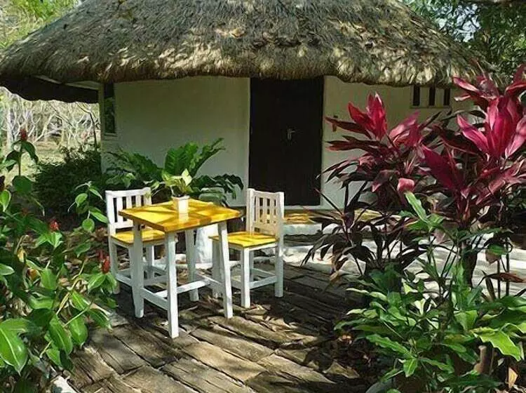 Hotelli Baan Huay Namrin