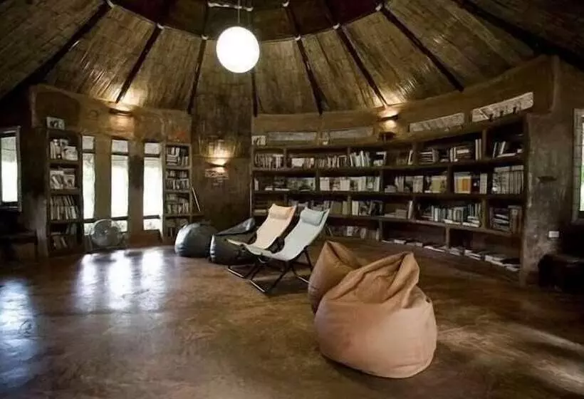 Hotelli Baan Huay Namrin