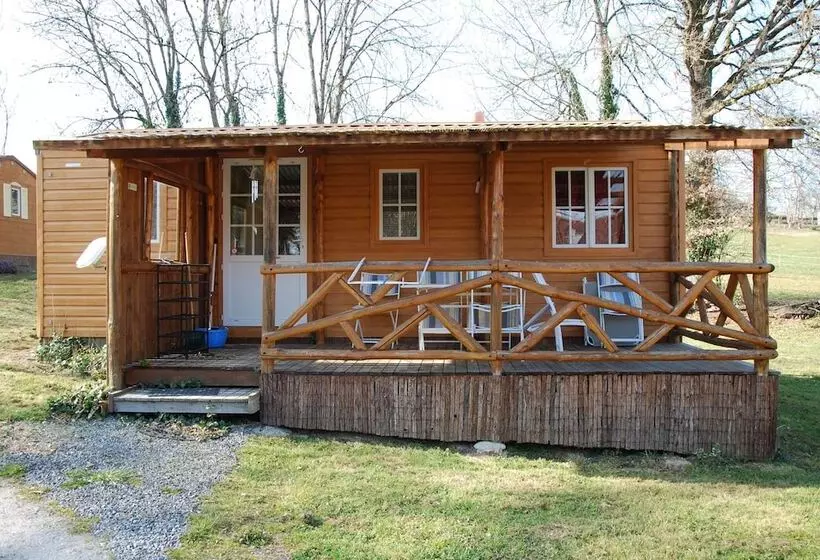 ホテル Camping La Chevauchee