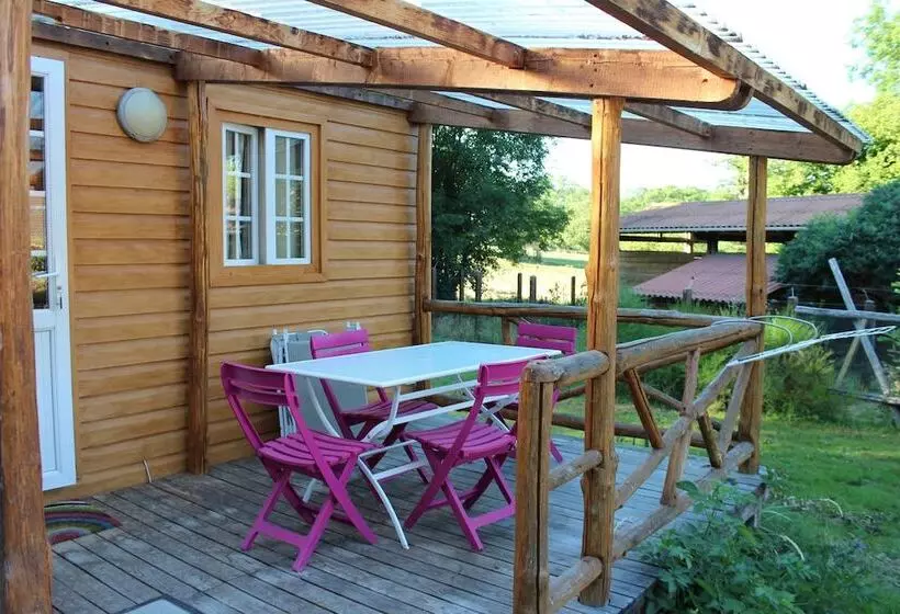 ホテル Camping La Chevauchee