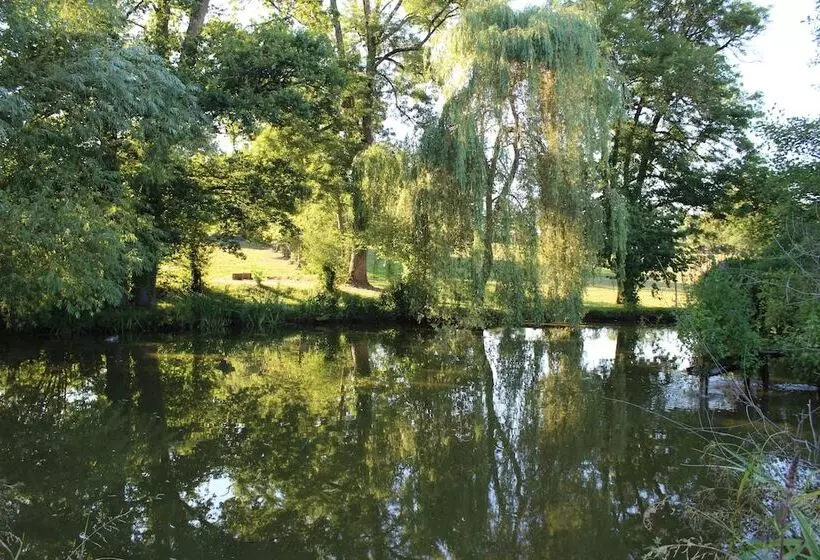 ホテル Camping La Chevauchee