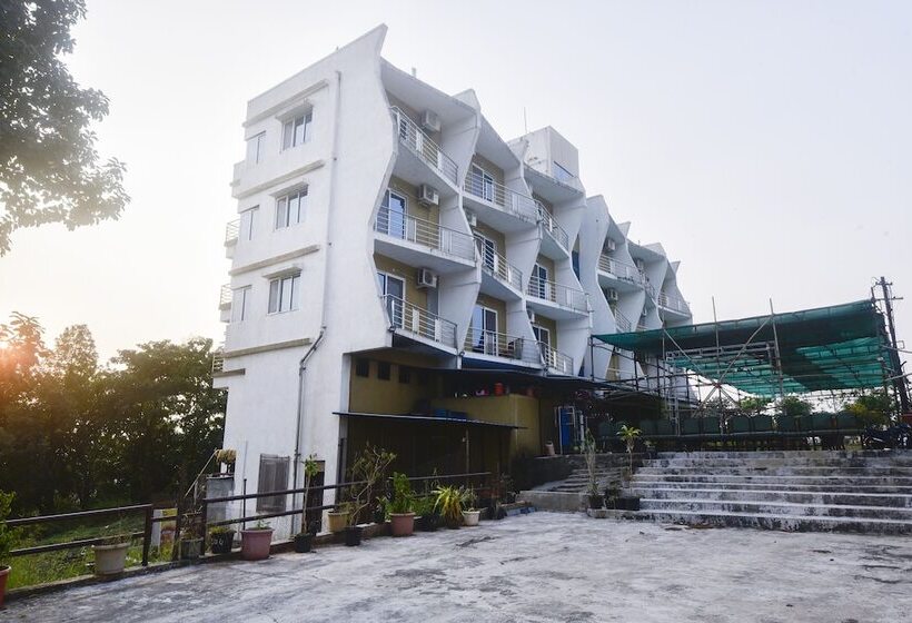 ホテル Dreammland Resort By Oyo Rooms