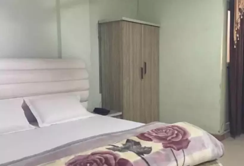 Hotelli Gaurav Guest House