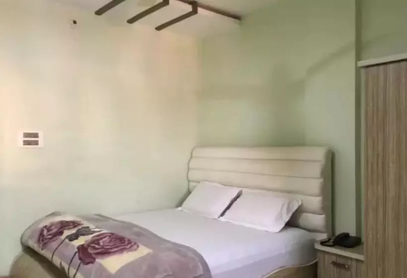 Hotelli Gaurav Guest House