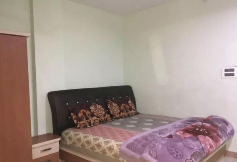 호텔 Gaurav Guest House