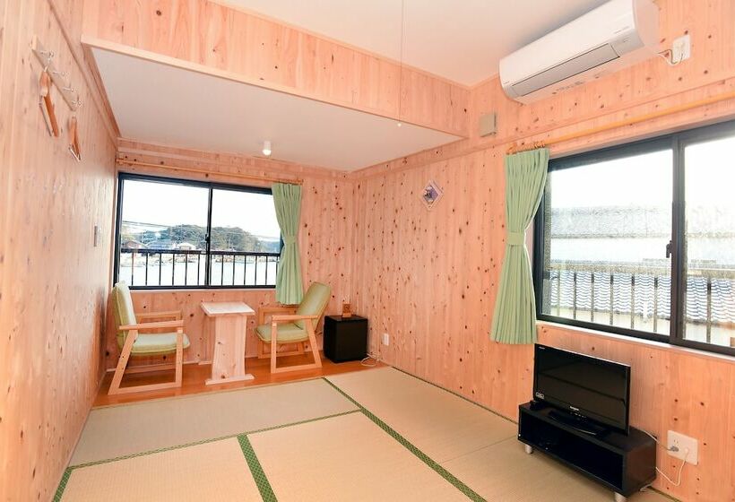 Hotel Rural Minshuku Nishidomari