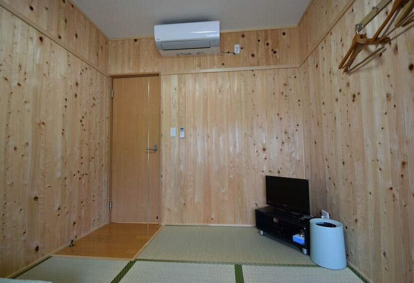 Hotel Rural Minshuku Nishidomari