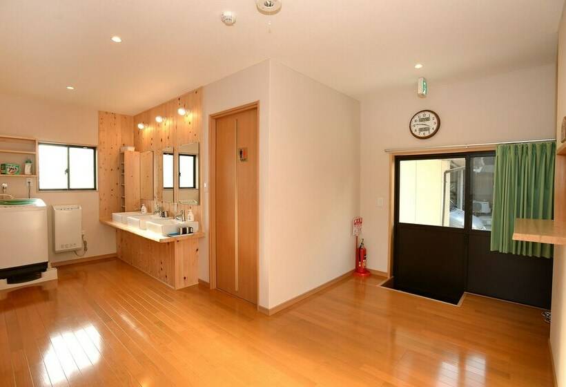 Hotel Rural Minshuku Nishidomari