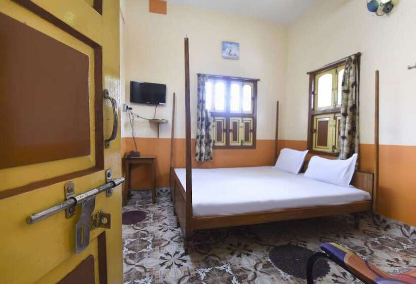 ホテル Spot On 48582 Monalisa Lodge