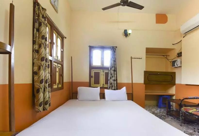 ホテル Spot On 48582 Monalisa Lodge