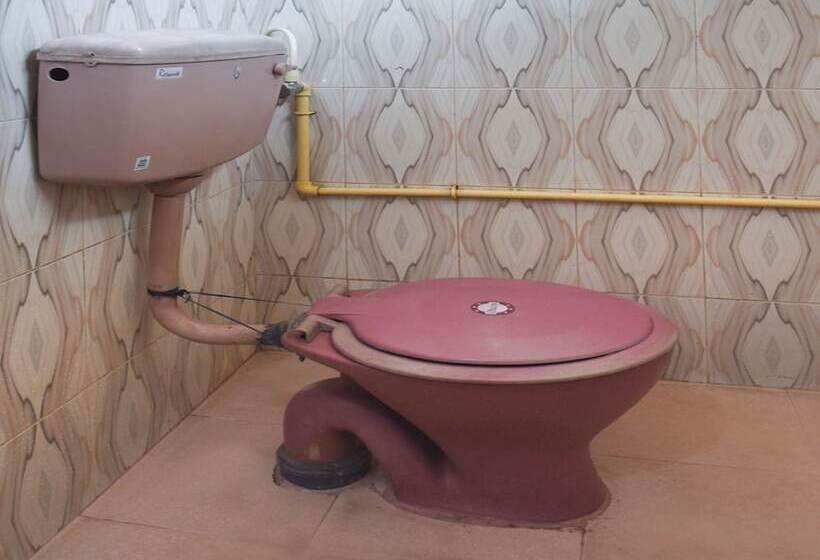 ホテル Spot On 48582 Monalisa Lodge