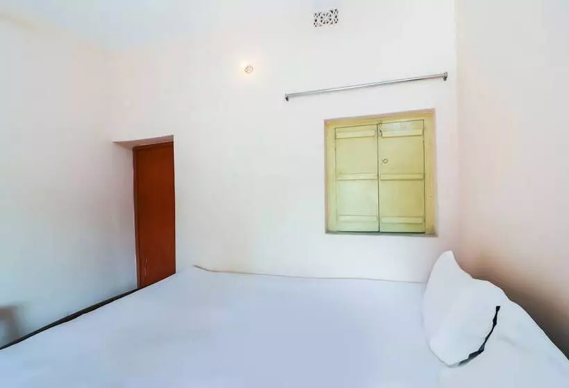 Hotelli Spot On 49047 Shree Chaitanya Math Bhakti Villas