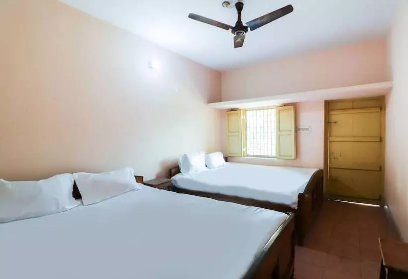 Hotelli Spot On 49047 Shree Chaitanya Math Bhakti Villas