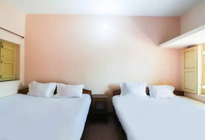 Hotelli Spot On 49047 Shree Chaitanya Math Bhakti Villas