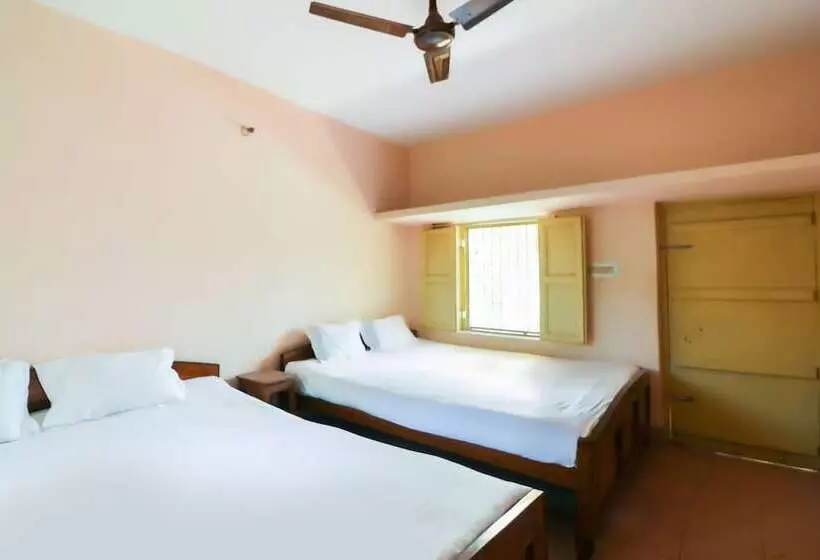 Hotelli Spot On 49047 Shree Chaitanya Math Bhakti Villas