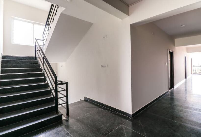 فندق Spot On 49483 Dew Drops