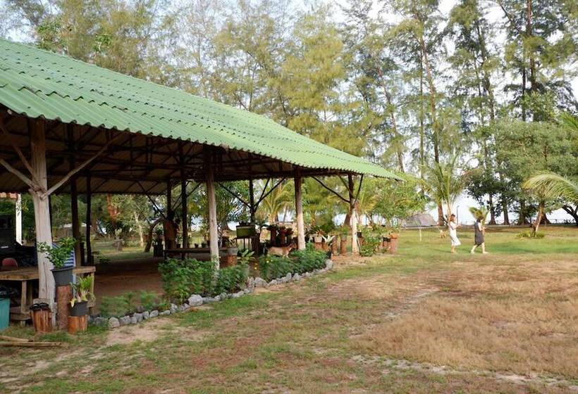 호텔 The Camp Resort