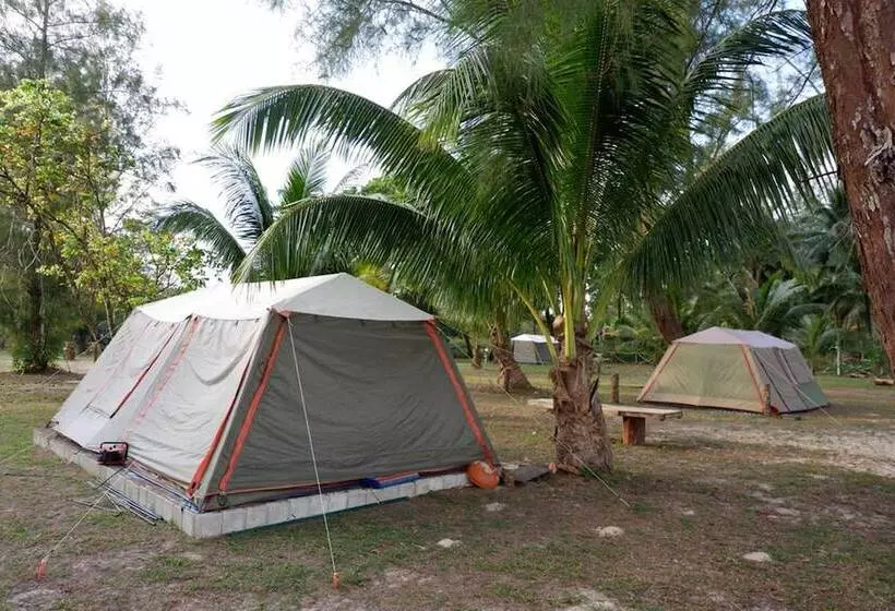 Hotelli The Camp Resort