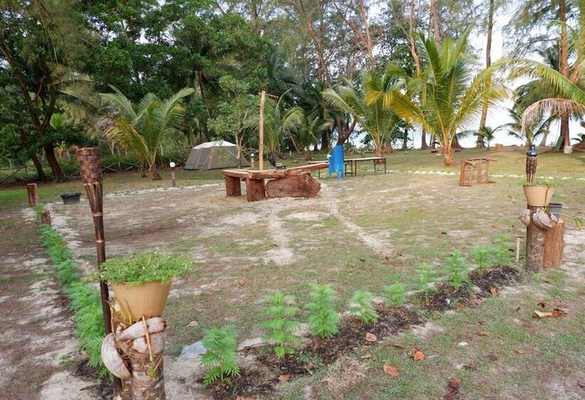 호텔 The Camp Resort