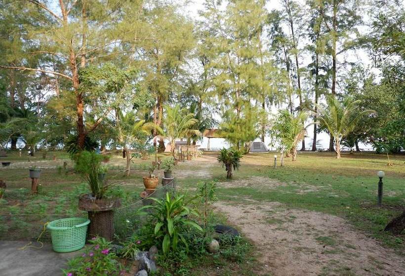 호텔 The Camp Resort