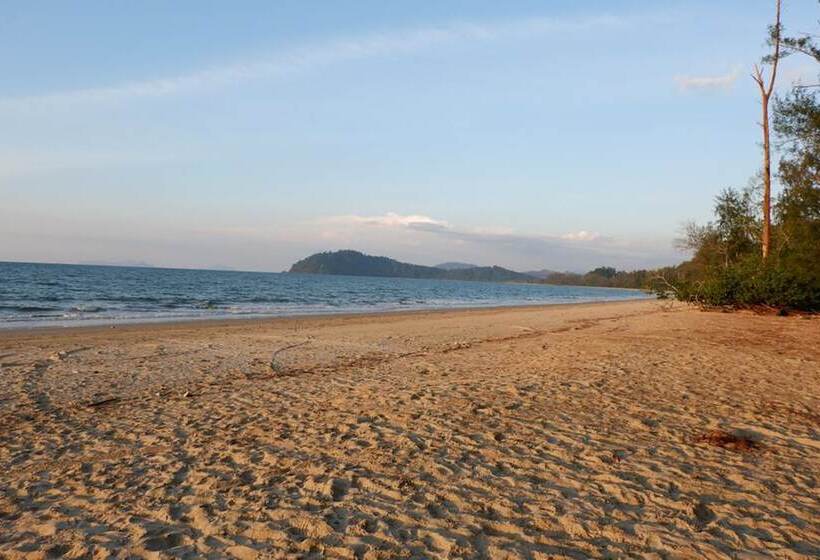 호텔 The Camp Resort