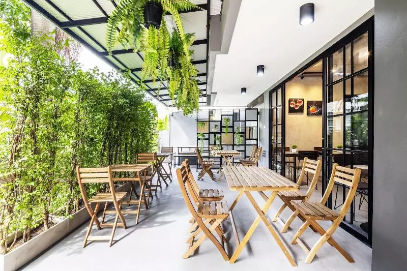 Livotel Express Hotel Bang Kruai Nonthaburi   No Parking