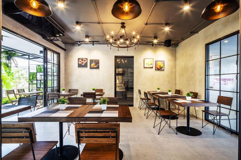 Livotel Express Hotel Bang Kruai Nonthaburi   No Parking